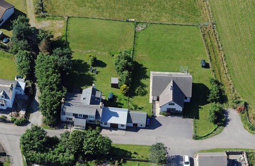 Brora House | The Paddock is by the 12th Tee of Brora GC and 100 yards from the beach