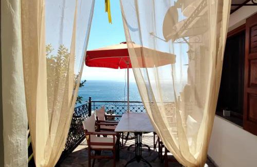 Afissos Villa | The Pagasetic Balcony - Magestic Sea Cottage