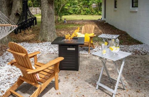 West Pensacola House | The PanAm fire pit bbq kid & dog friendly
