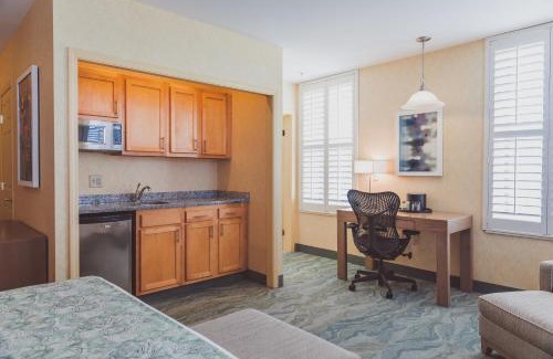 Downtown Syracuse Hotel | The Parkview Hotel