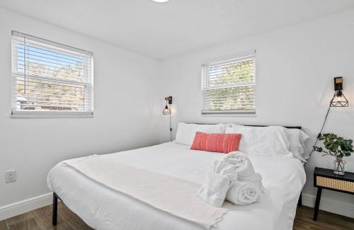 Plant City House | The Peaceful Village Unit #1