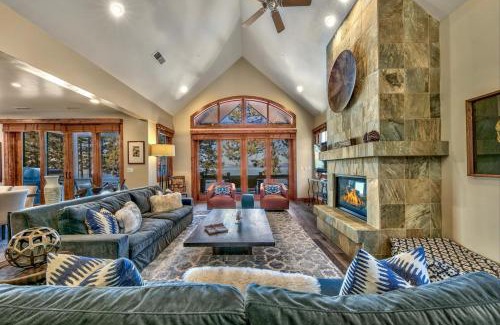 Sierra Shores Apartment | The PEAK Everest 14 - The Ultimate in Lakefront Luxury