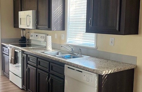 Clewiston House | The Perfect Get away from the City Stress!!