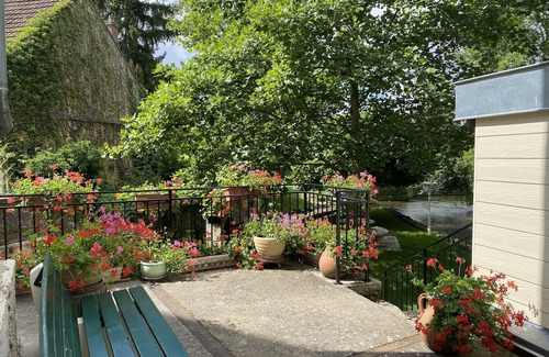 Saint-Clair-sur-Epte Apartment | The Petit Minotier of the old mill