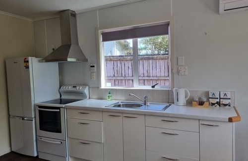 Tokoroa Cottage | The Pink House