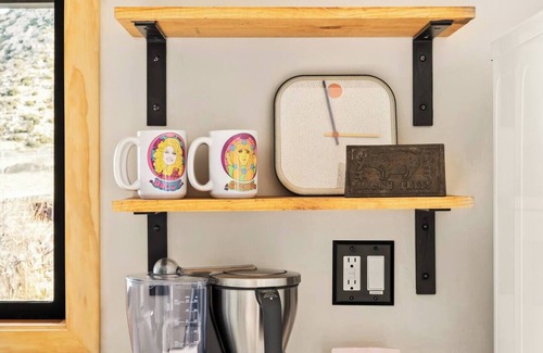 Pioneertown House | The Pioneertown House: A Couples Getaway 20 mins ➔ La Copine