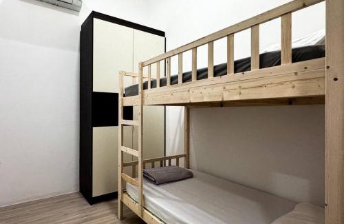 Taman Charming Apartment | The Podium-3R2B-Free 2 Parking-12 Pax-D323