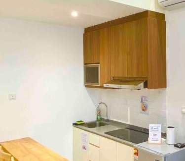 Taman Charming Apartment | The Podium-Studio-Free 1 Parking-6 Pax-D335B