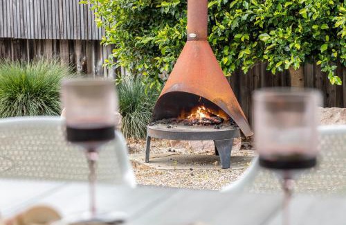 St Leonards House | The Point - Luxury Beachside Entertainer With Heated Pool
