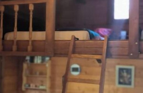 Vignoux-sur-Barangeon Ski Chalet | the pond chalet