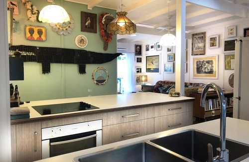Port Douglas House | The Port Douglas Artists' Nook