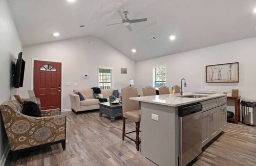 Church Street House | The Pretty Peacock - This Cozy Lakewood Home