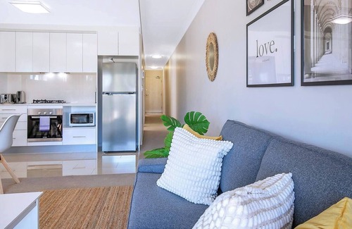 Nundah Apartment | The Provincia A Contemporary Inner City Abode