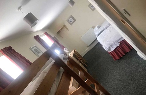 Thorne Hotel | The Punchbowl Inn