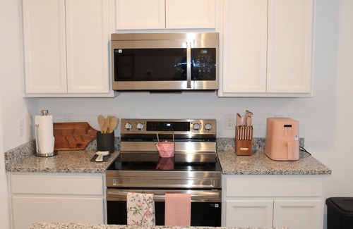 Alcoa Condo | The Purrfect Stay