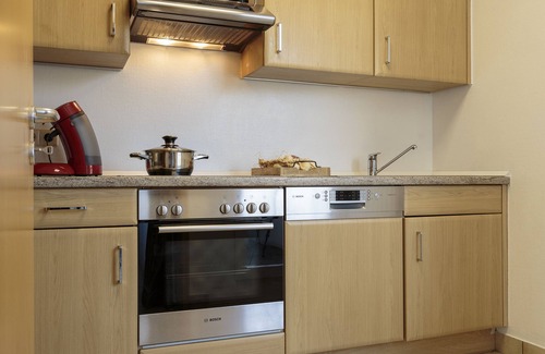 Neudorf-Weimershof Apartment | The Queen Luxury Apartmen-Villa Vittoria