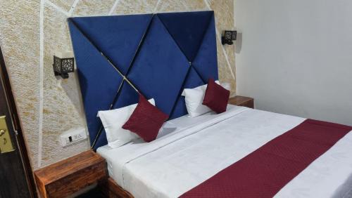 Bareilly Hotel | The Rabbit Hotel