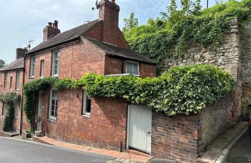 Bridgnorth House | The Railway Cottage Bridgnorth