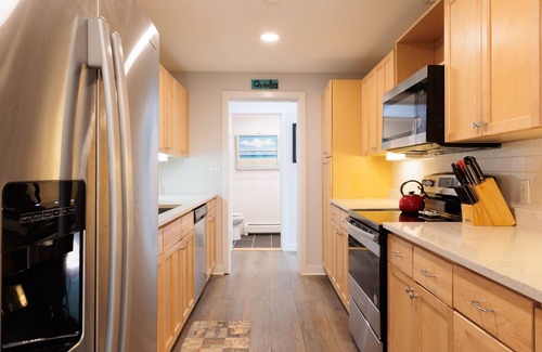 Quechee House | The Real Vermont All Seasons Get-Away Home - Part of Queche Lakes Country Club