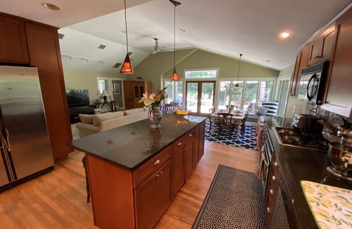 Croton-on-Hudson House | The Red Hill Retreat - Woods Water History Privacy