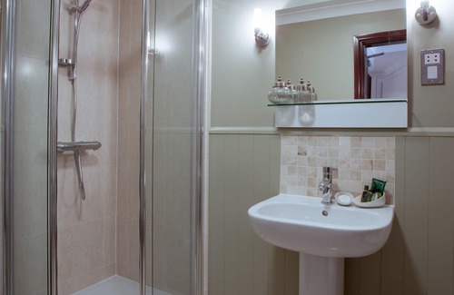 Bury Hotel | The Red Lion