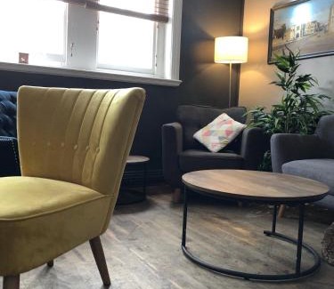 Rothwell Bed & Breakfast | The Red Lion Inn