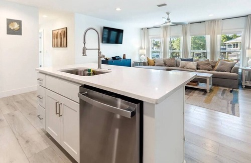 Fort Walton Beach - Destin House | The Retreat in Santa Rosa Beach Bungalow C