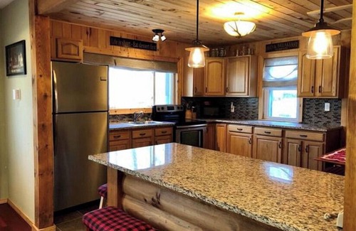 Millrift House | THE RIVER CABIN - Delaware River Frontage with Direct River Access
