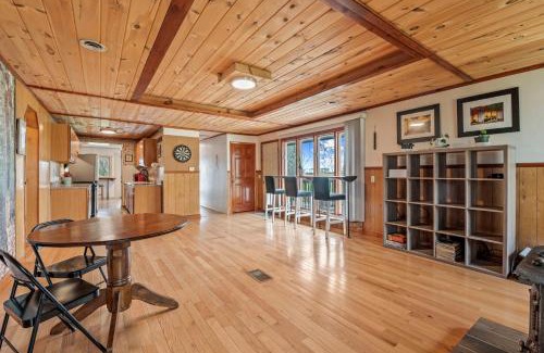 St. Charles House | The River Stables in St. Charles, MO