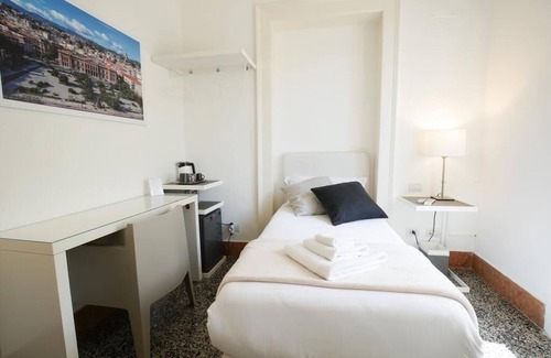 Messina House | The Rooms of Piazza Cairoli, Standard single room
