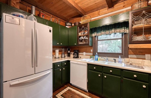 Suches Cabin | The Roost - On The Toccoa River