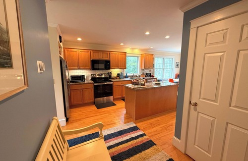 Round Pond House | The Round Pond Getaway at Moxie Cove