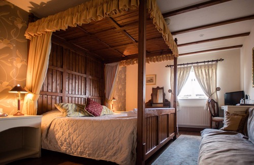 Sutton Cheney Hotel | The Royal Arms Hotel