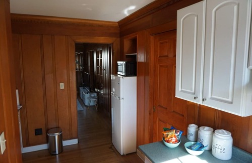Edgewood Apartment | The Royal Oak of Rhode Island