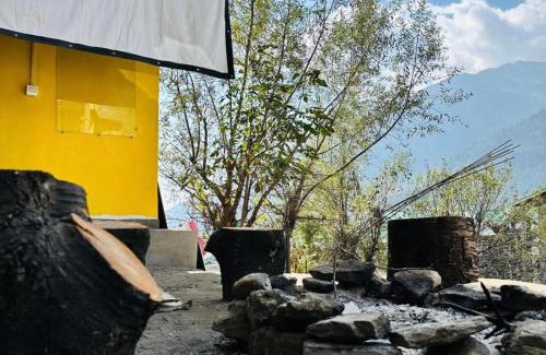 Aleo House | The Safal Stays- Dorms, Rooms and Cafe
