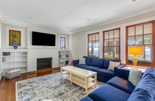 Annapolis House | The Salty Crab