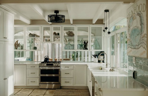 Estate Prosperity West House | The Salty Pier Beach House