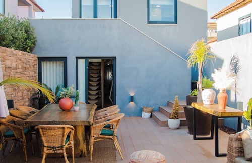 Ovar House | The Sea Breeze
