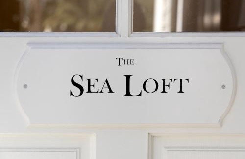 East Beach House | The Sea Captains Loft by Paradise Retreats