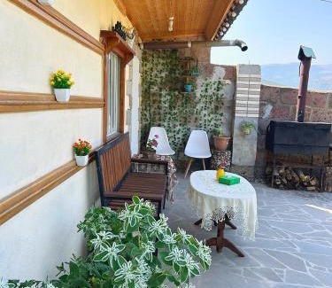 Ijevan Apartment | The Secret Garden House