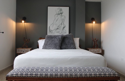 Juan Martin Bed & Breakfast | The Serene House Bed & Breakfast