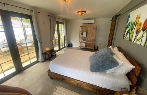 Juan Martin Bed & Breakfast | The Serene House Bed & Breakfast