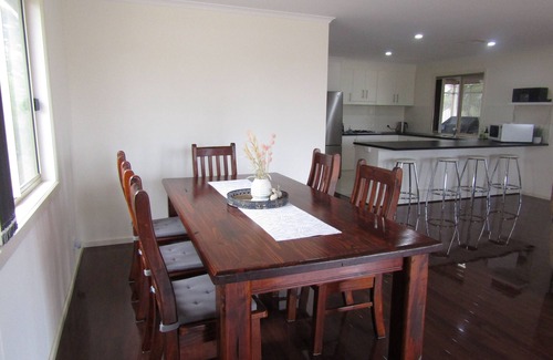 Port Vincent House | The Shack at Vincent - Lovely 4 bedroom holiday home