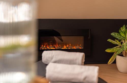 Bastogne Apartment | The Shelf - Gîte & Love room