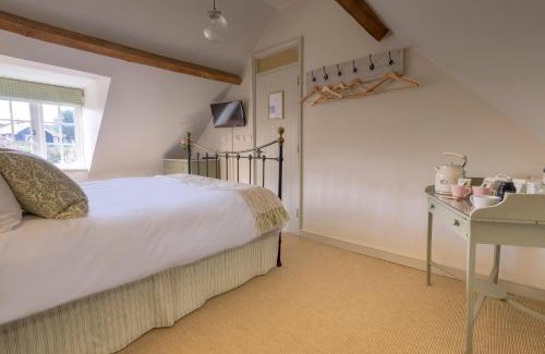 Dunwich House | The Ship At Dunwich