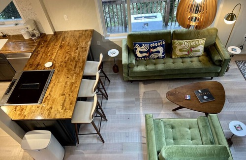 Kodiak Cabin | The Shoreline Cabin - An Authentic Alaskan Retreat
