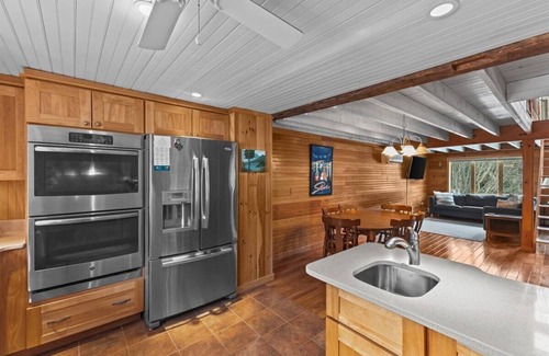 Eastern Vermont House | The Ski Barn-Restored Historic Home Near Stowe/Jay