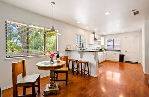 Paso Robles House | The Source Home @ Copia | vineyard, bbq, jacuzzi