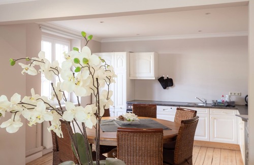 Neinstedt Apartment | The spacious vacation apartment for 9 people is ideal for excursions.