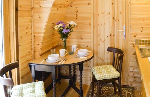 Beckingham House | The Squirrels Strelley Barn